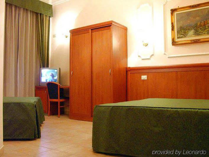 Hotel Philia Rome Bagian luar foto